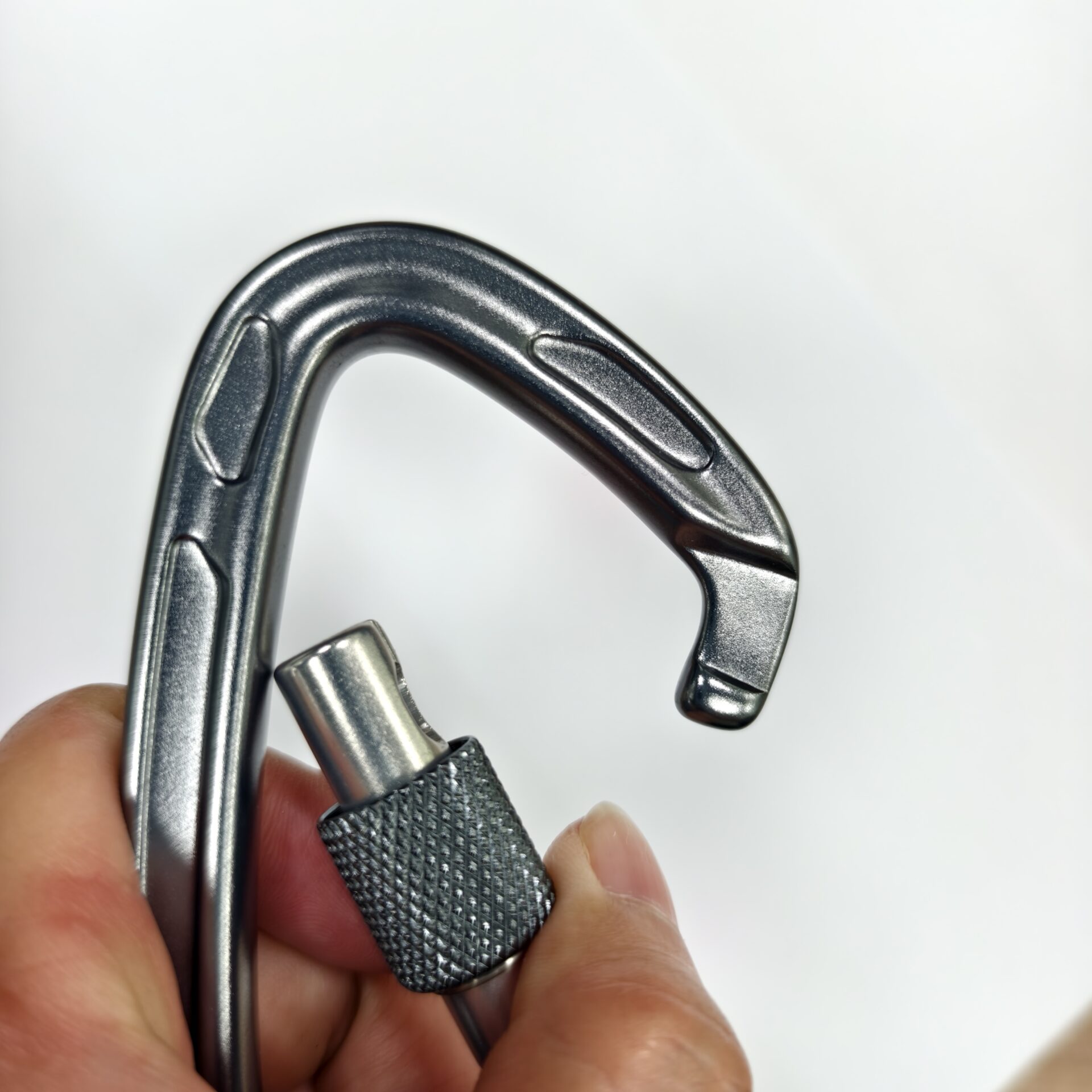 A1272N Screw Lock Carabiner4