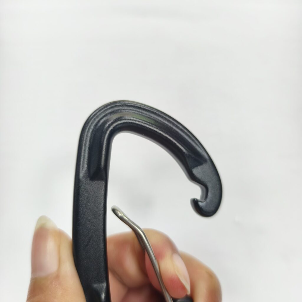 A1302U Black Aluminum Carabiner
