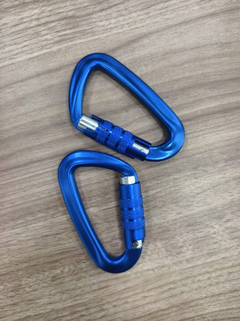 A1303TN Blue Aluminum Carabiner