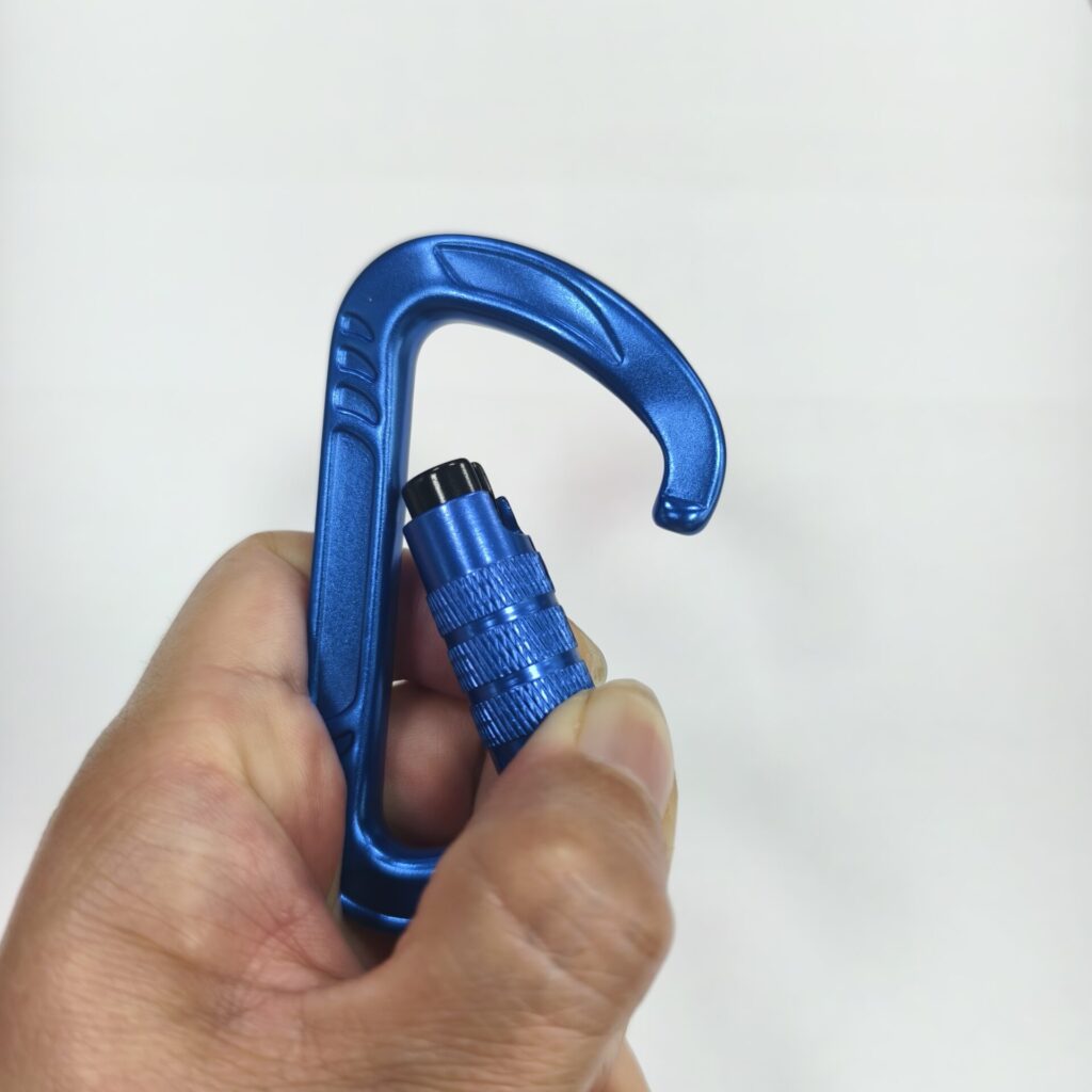 A1304TN Twist Lock Gate Carabiner
