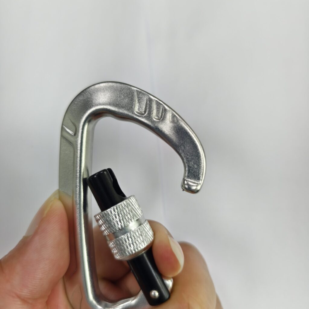A1305N Silver Aluminum Carabiner5