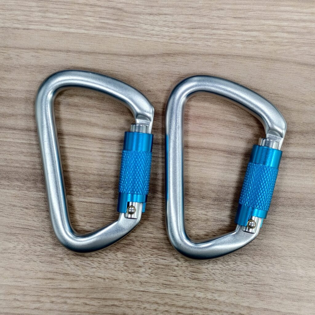 A1809TN Twist Lock Gate Climbing Carabiner