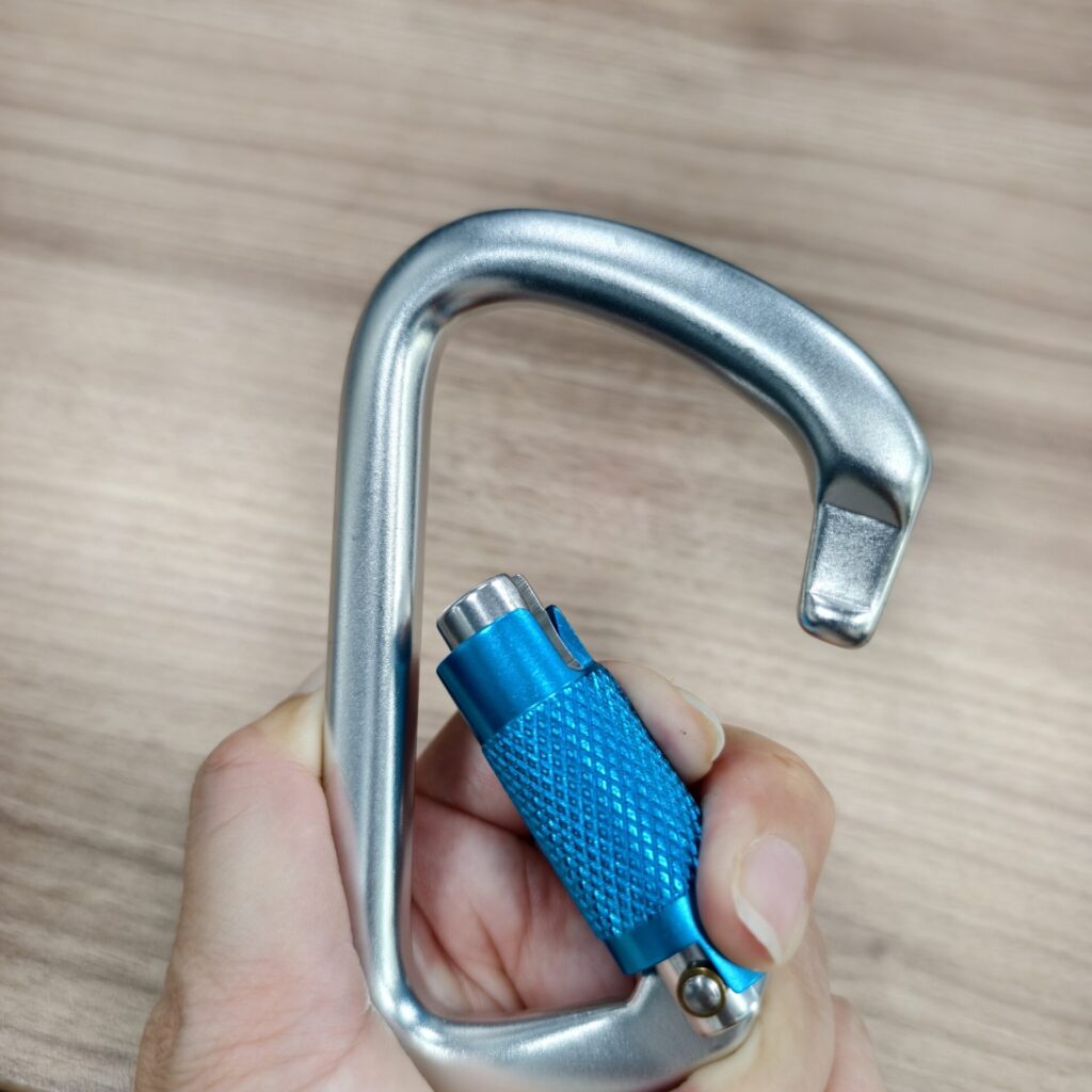 A1809TN Twist Lock Gate Climbing Carabiner