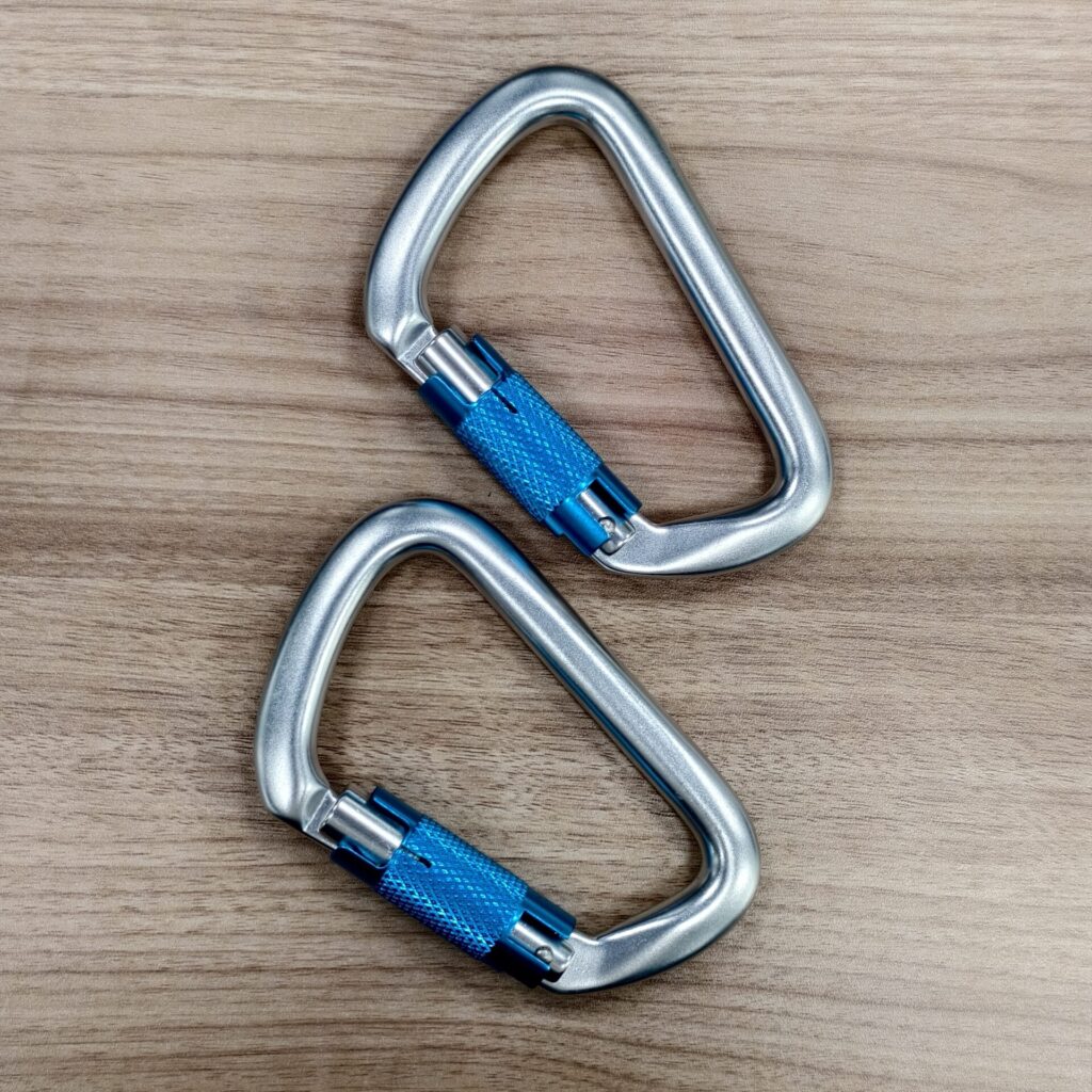 A1809TN Twist Lock Gate Climbing Carabiner