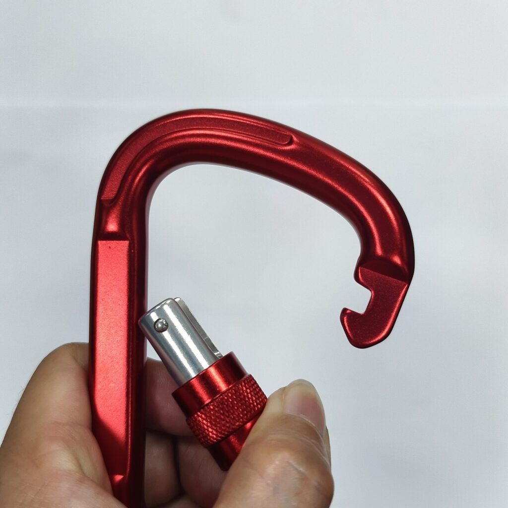 A1811N Red Aluminum Climbing Carabiner