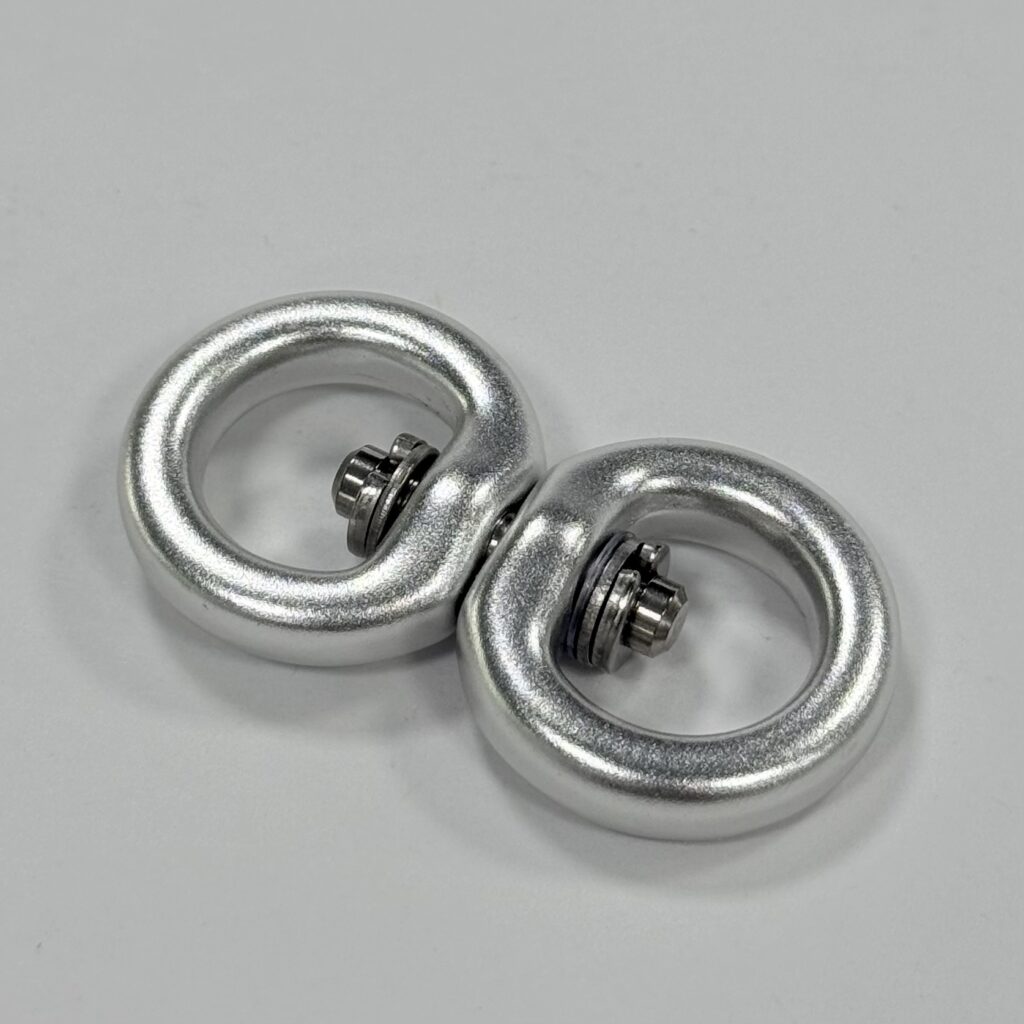 B+B Rotating Ring Carabiner1
