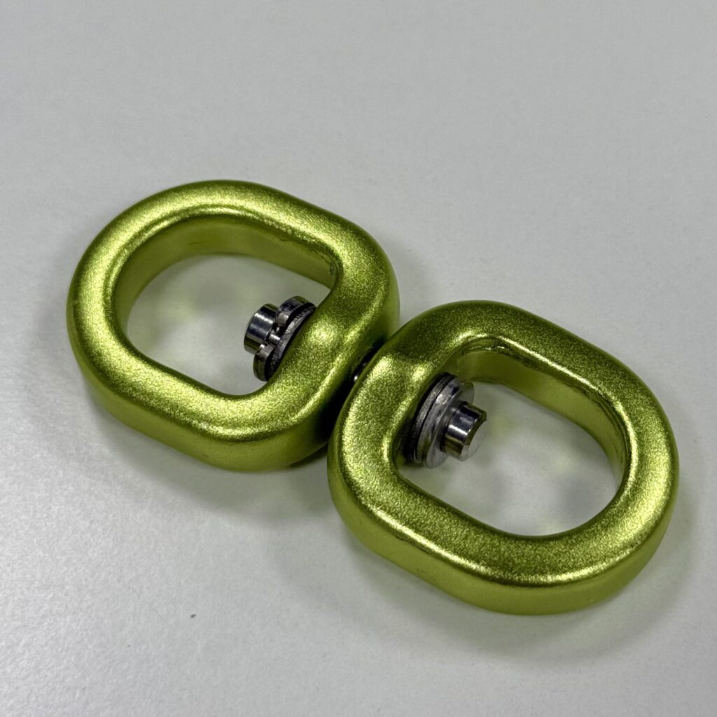 C+C Rotating pet Ring1