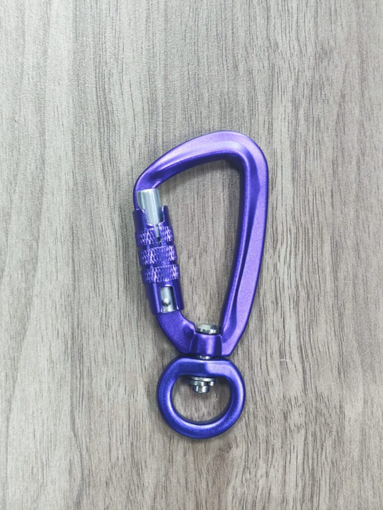 Swivel Locking Pet Carabiner