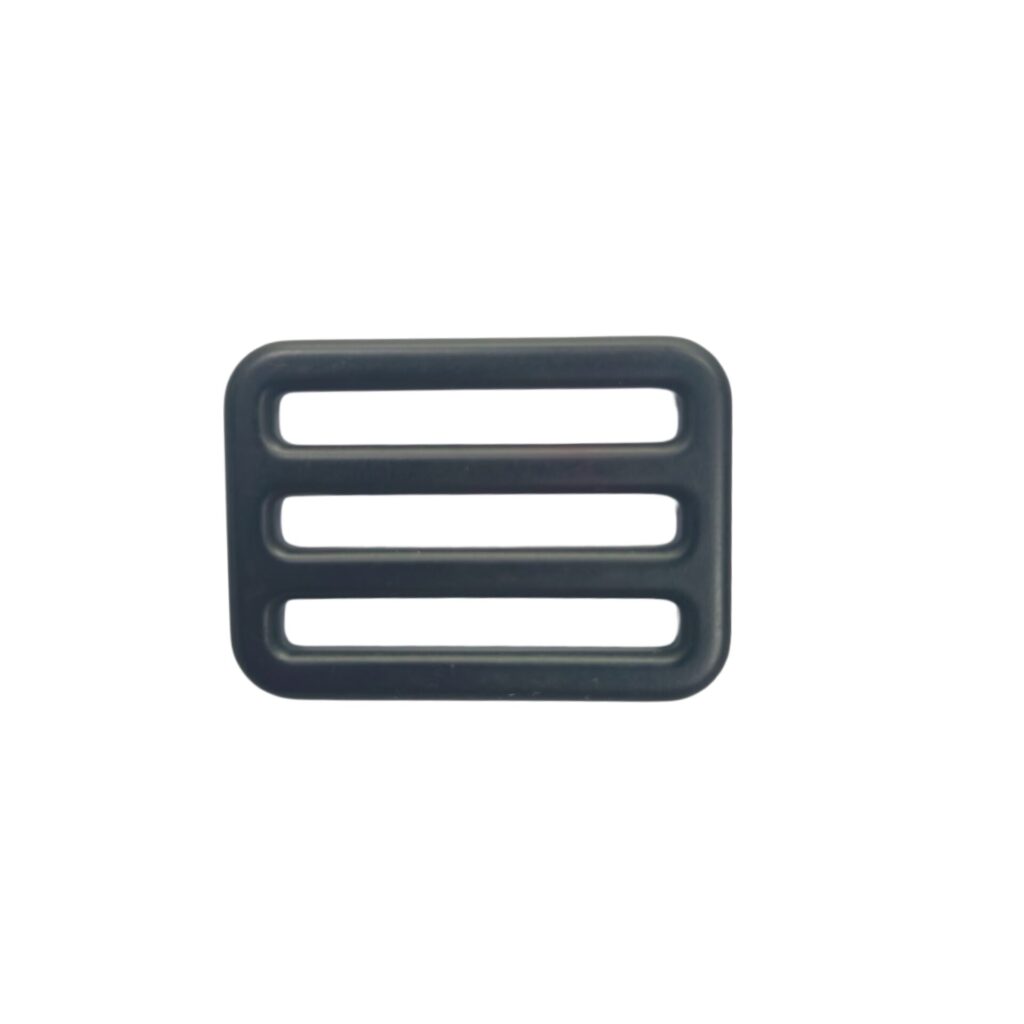 metal-webbing-buckle