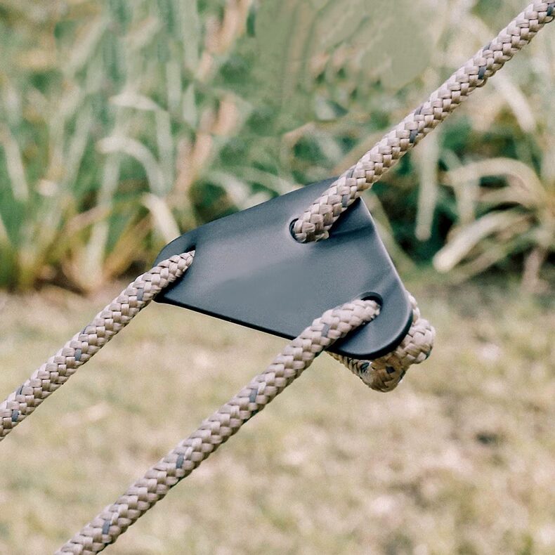 Wind rope buckle