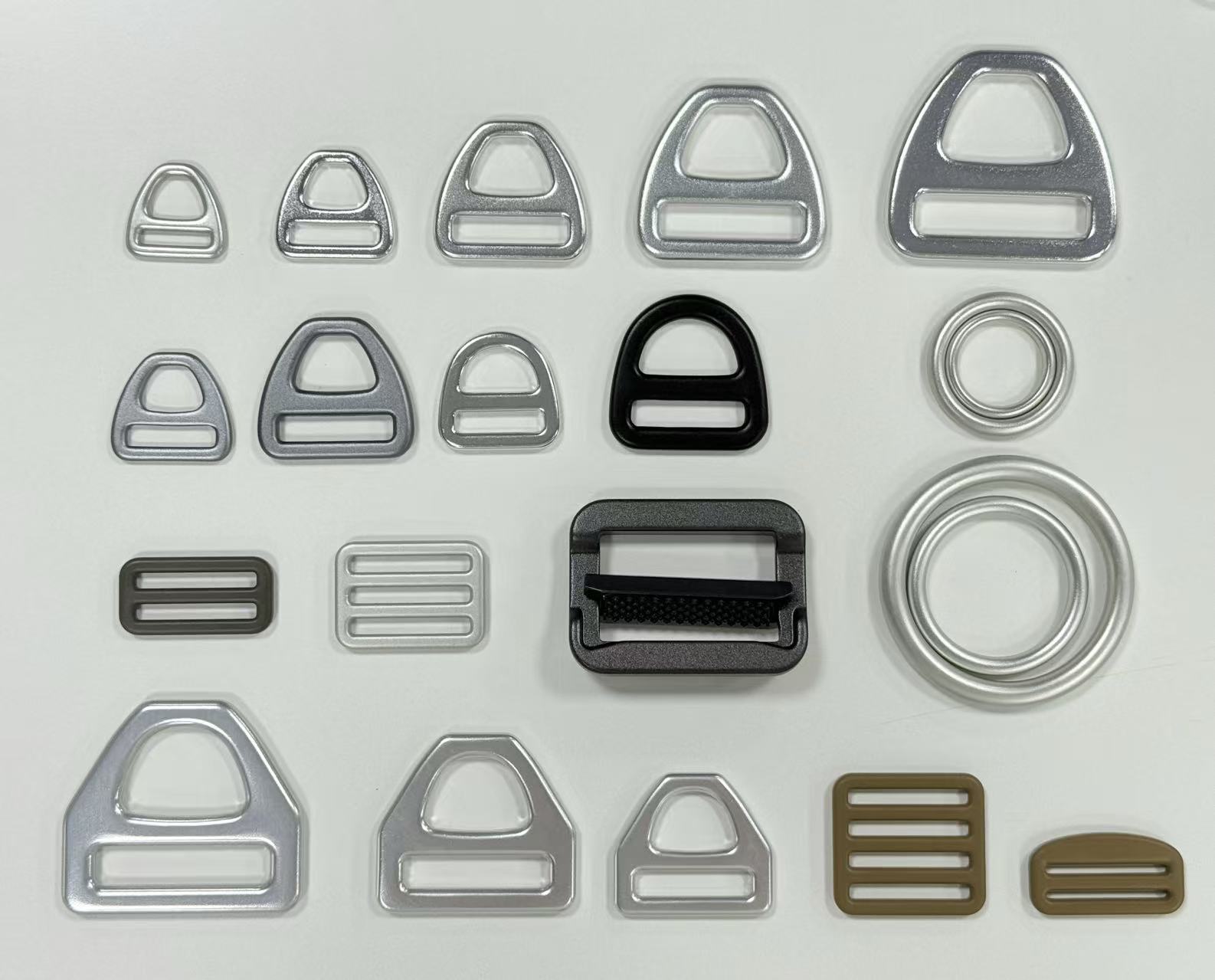 webbing slider buckle